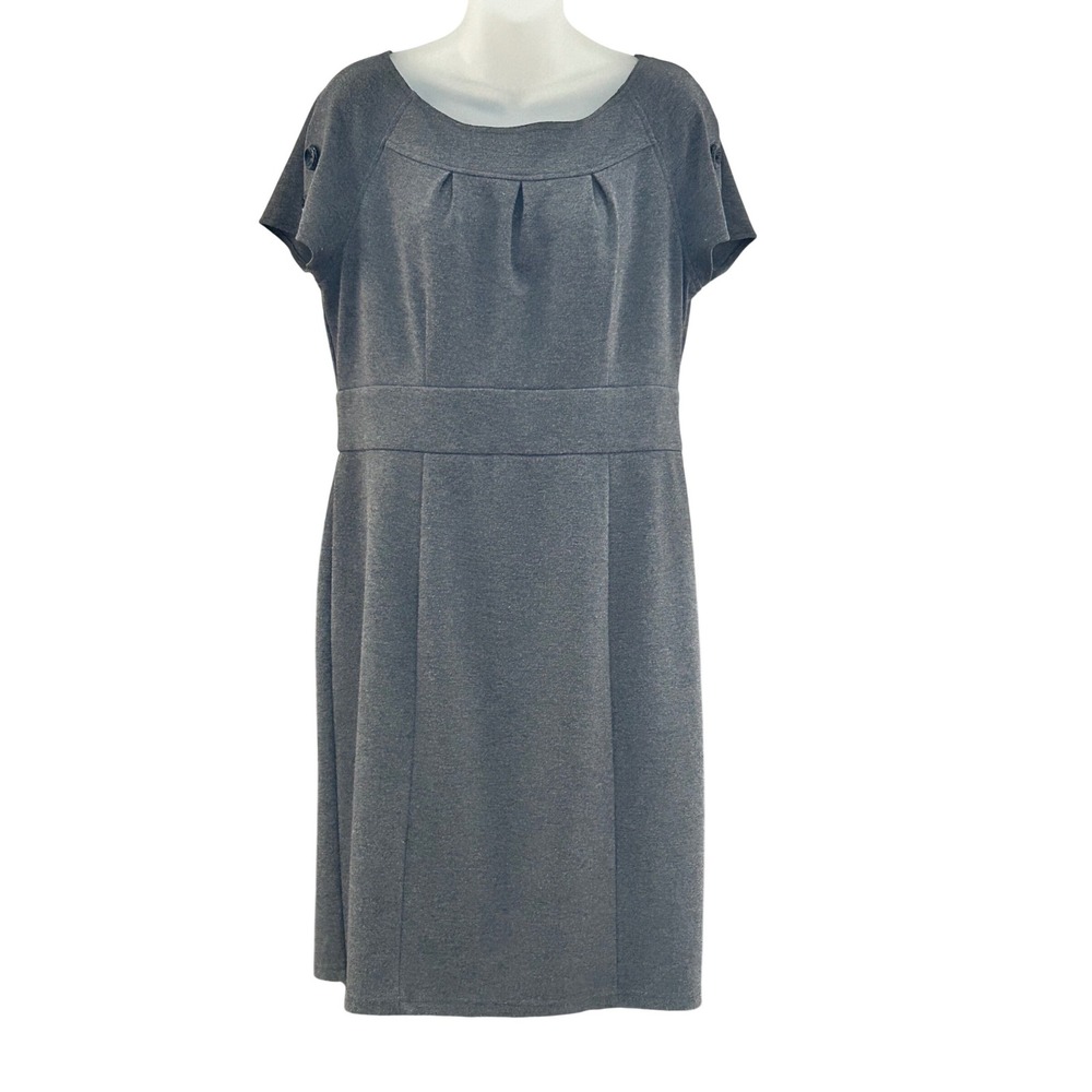 Spense Women's Gray Short Sleeve Sheath Dress Size 14 Button Detail Knee Length